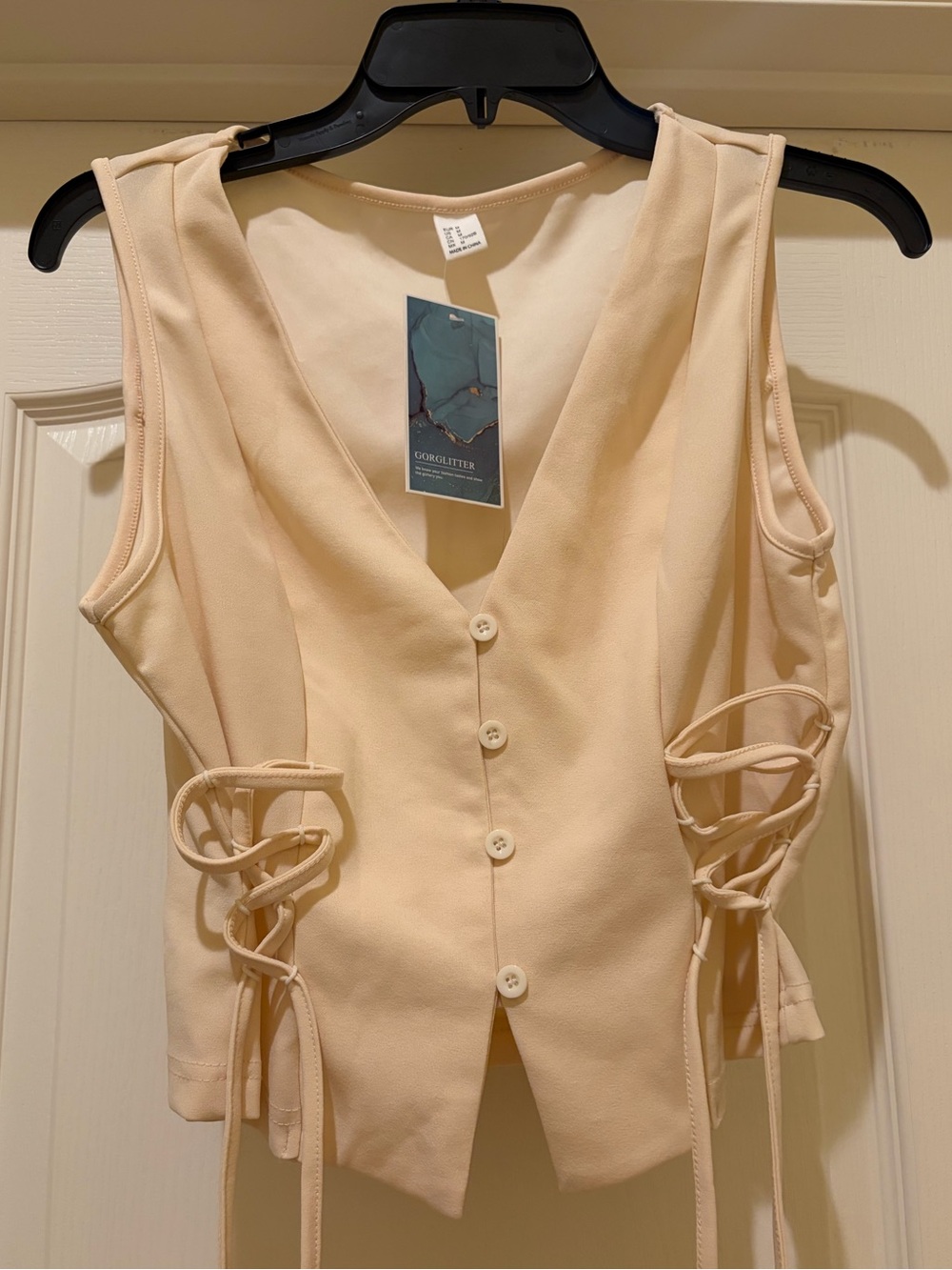 NWT Cream Lace-Up Sleeveless Button Front Vest